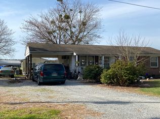 28084 Beale Rd, Franklin, VA 23851