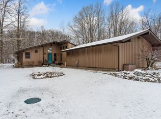 7243 Driftwood Dr, Fenton, MI