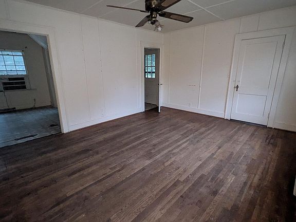 3rd image of 106 1st St