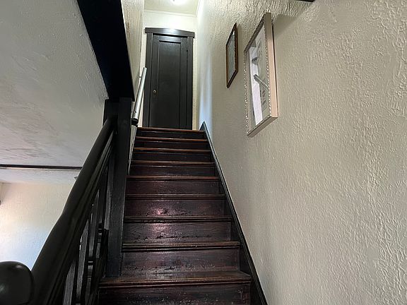 5th image of 215-37 43rd Ave #6B