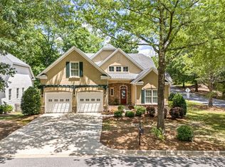 1812 Hillbrook Cir, Auburn, AL 36830