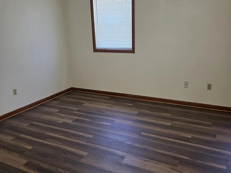 6114 Hodgson St — Photo 9