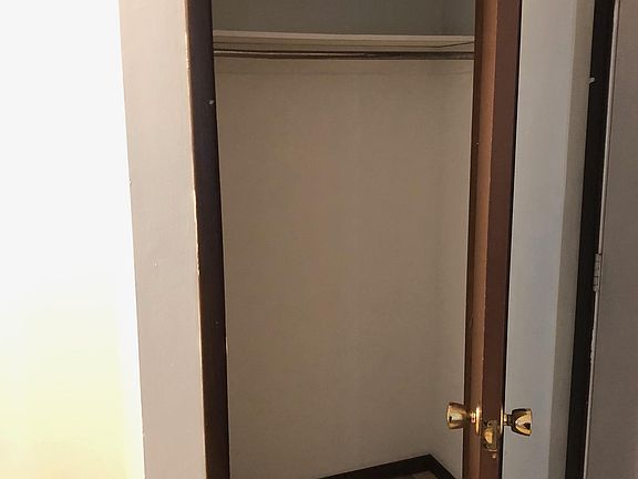 4th image of 913 Cleveland Ave #7