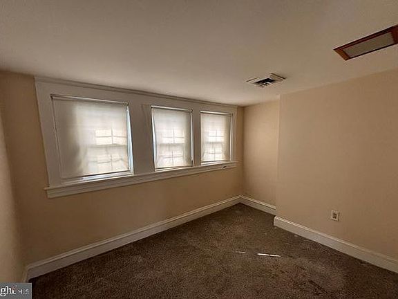 4th image of 137 Repaupo Station Rd