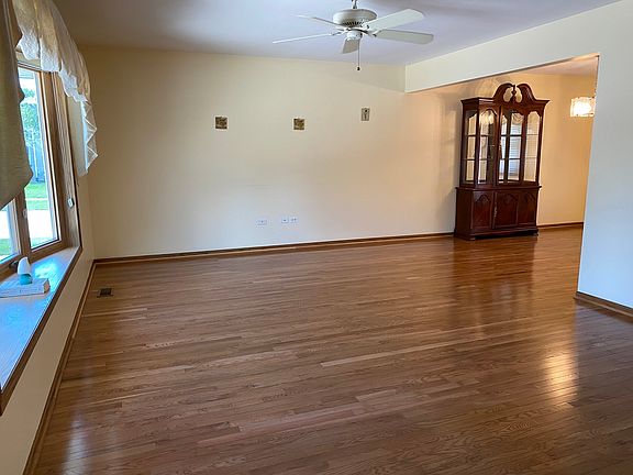5th image of 13950 Green Valley Dr