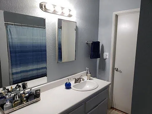 229 W Center St — Photo 5