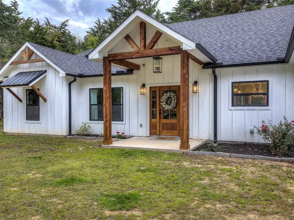 520 Rs County Rd #1180, Emory, TX 75440