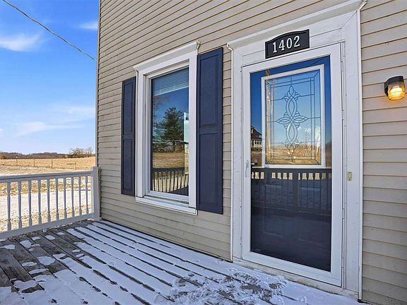 3rd image of 1402 Vine Blvd
