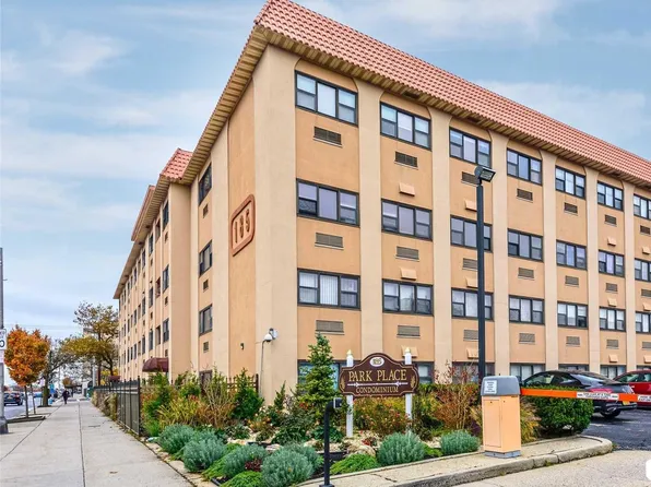 185 W Park Avenue #200, Long Beach, NY 11561