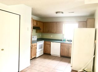 4618 Beechbrook Rd, Louisville, KY 40218