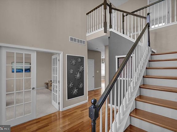 4th image of 208 N Sandy Ln
