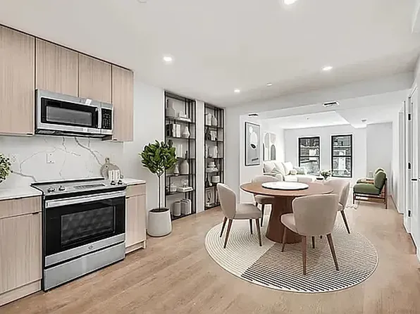 20 East 13th Street image 1 of 11