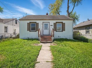 2057 Maple St, Des Moines, IA 50317