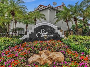 3905 San Simeon Ln, Fort Lauderdale, FL 33331