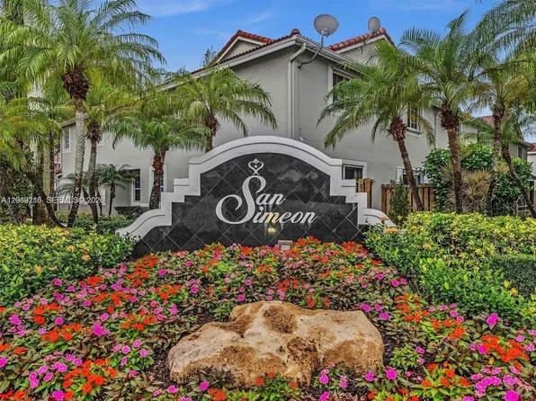 3905 San Simeon Ln, Fort Lauderdale, FL 33331