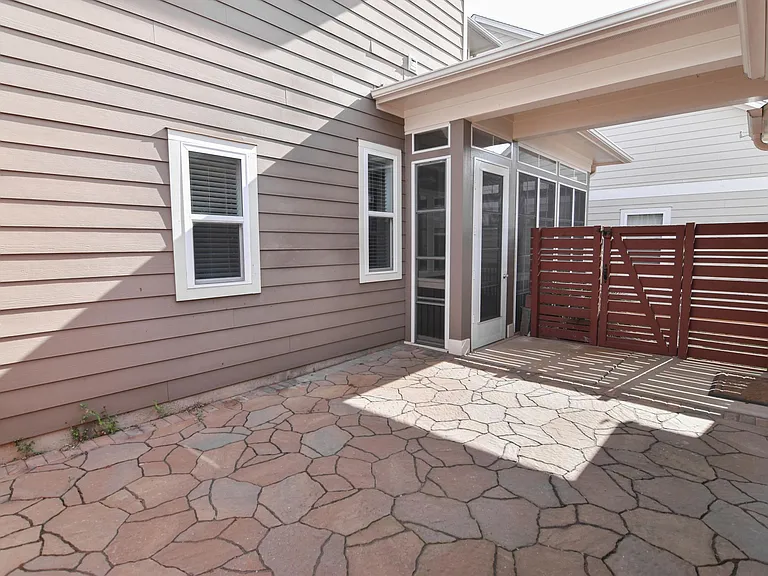 4909 Providence Country Club Dr — Photo 25