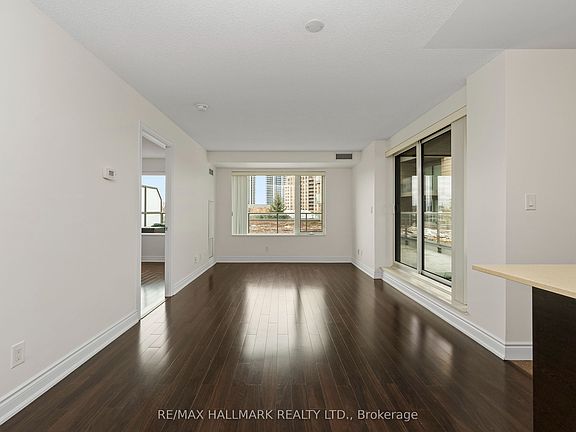 5th image of 253 S Park Rd #308
