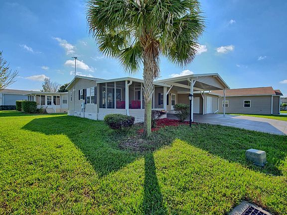 3rd image of 302 Grimes Dr