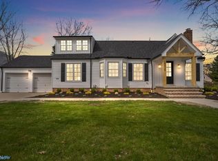 25520 Wolf Rd, Bay Village, OH 44140