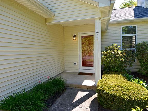 2nd image of 67 Skylark Dr