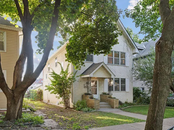 1127 6th St NE, Minneapolis, MN 55413