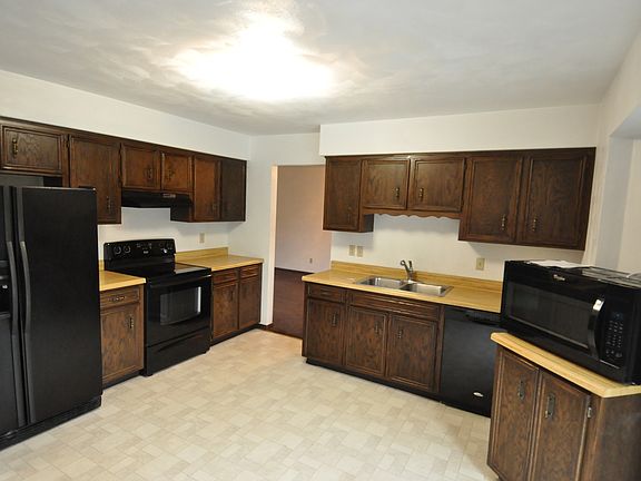 2nd image of 11518 Saladino Ct