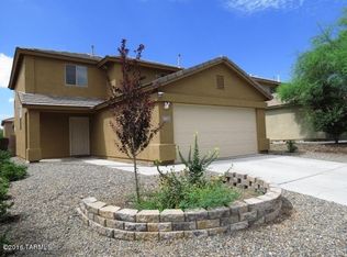 667 W Desert Blossom Dr, Sahuarita, AZ 85614