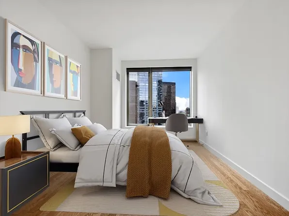8 Spruce St, New York, NY
