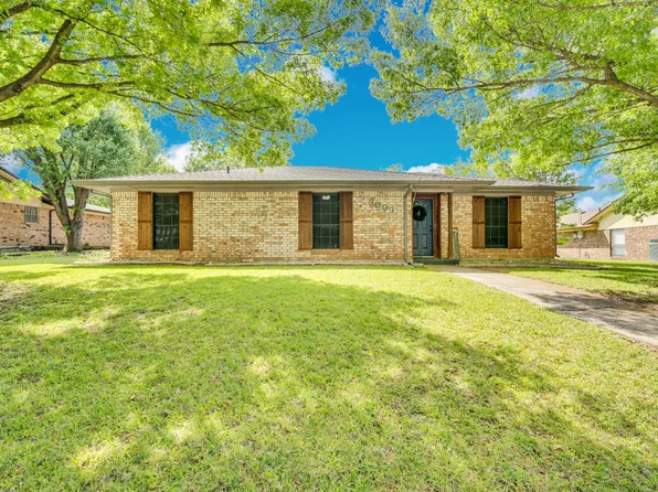 3003 Linda Dr, Ennis, TX 75119