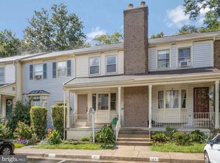 3704 Roxbury Ln, Alexandria, VA 22309