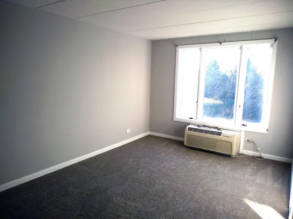 1 Renaissance Pl, Palatine, IL 60067