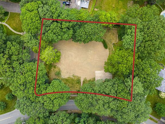 2nd image of 35 Albion Rd
