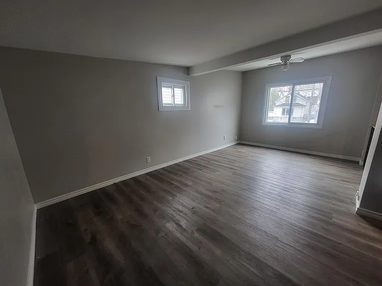 220 Kathleen St #3 — Photo 11
