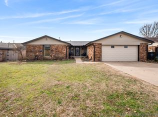 4733 SE Kentucky St, Bartlesville, OK 74006