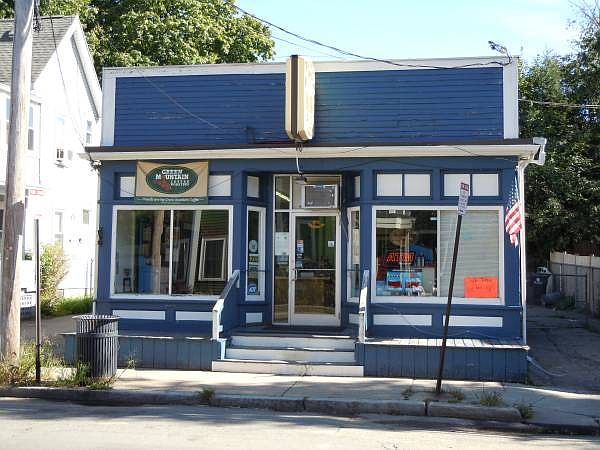 1st image of 272 Walden St