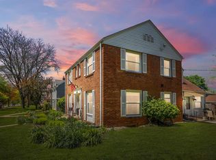 204 W Sherwood Ter, Fort Wayne, IN 46807