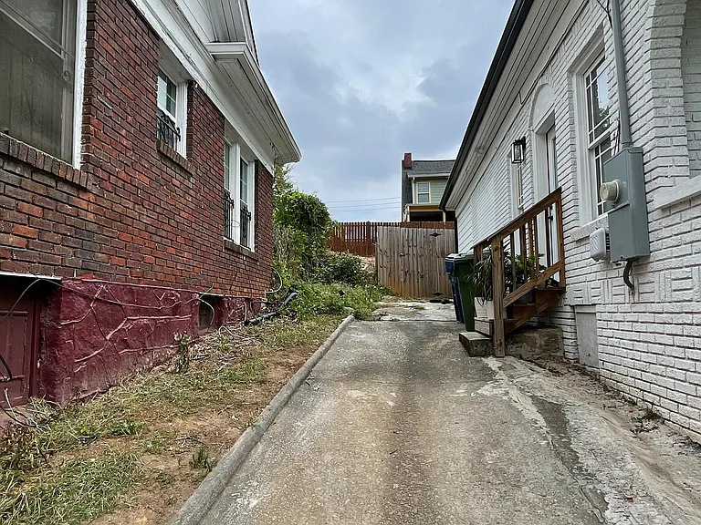 1425 Oglethorpe Ave SW — Photo 20