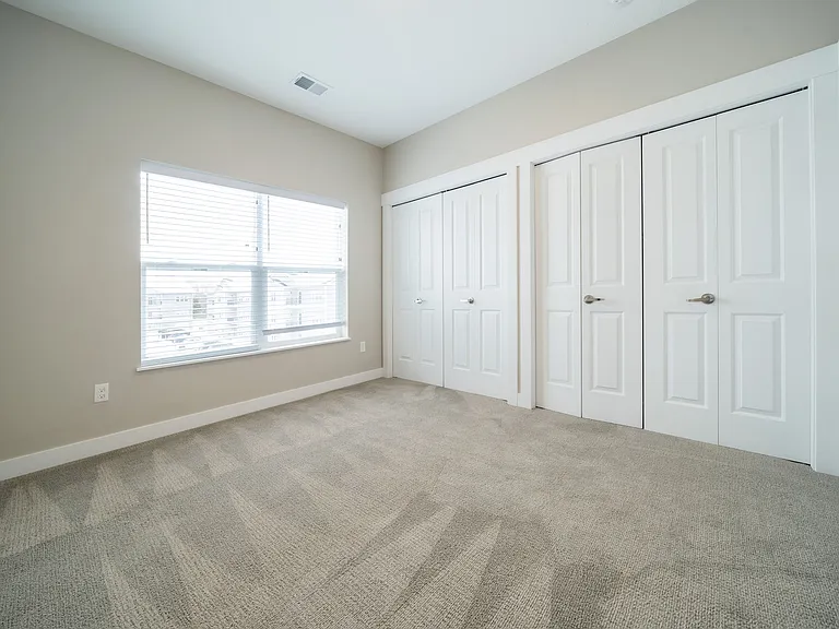 18-web-or-mls-2111-heyboer-dr_12102024
