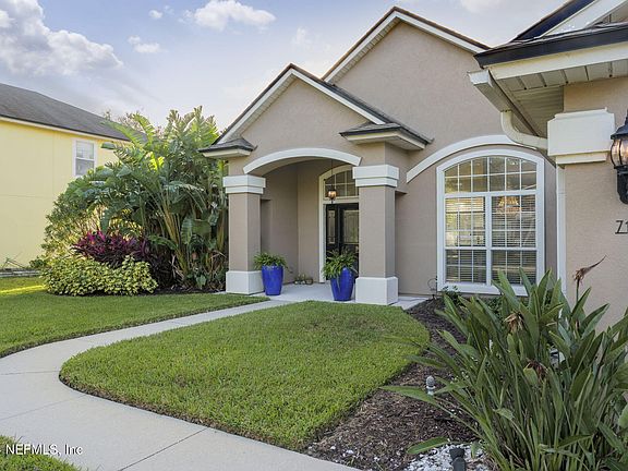 3rd image of 719 WOODED HAMLET Court