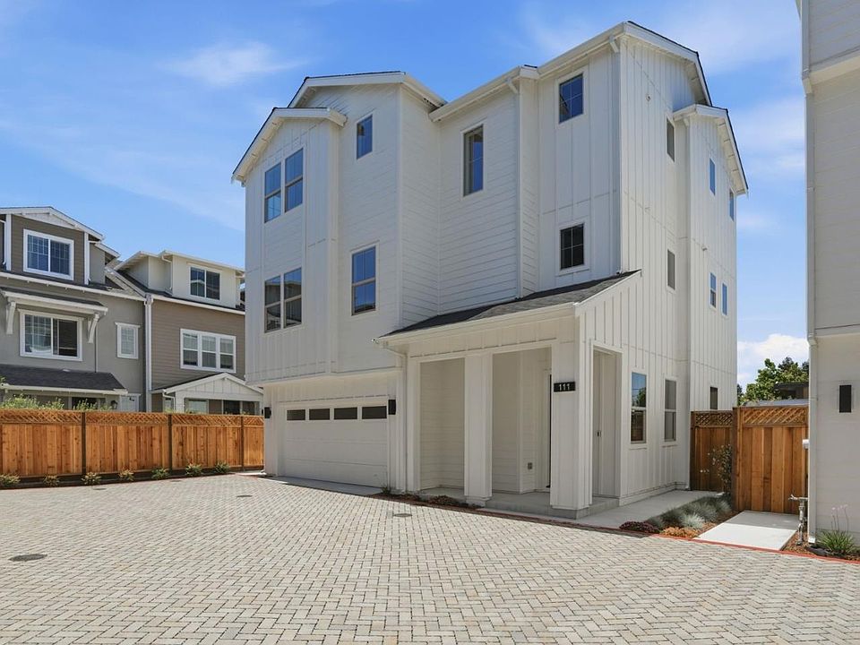 1st image of 111 Sunnyside Ct