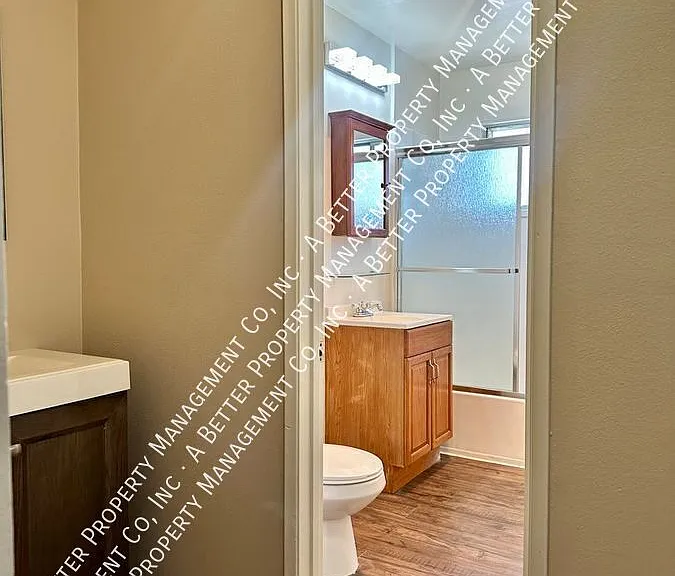 4138 Hathaway Ave #4 — Photo 12