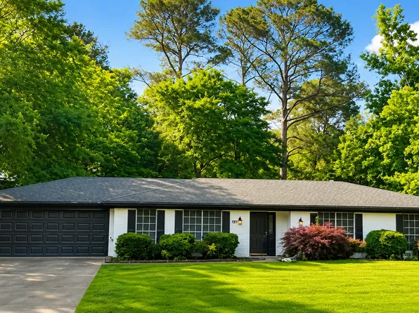 20 Crossgates Dr, Brandon, MS 39042