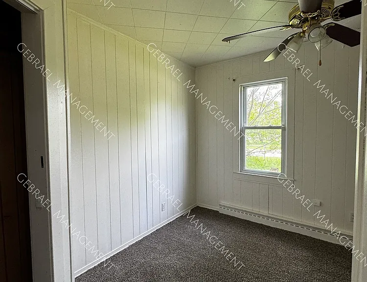 3201 Woodrow Ave — Photo 3