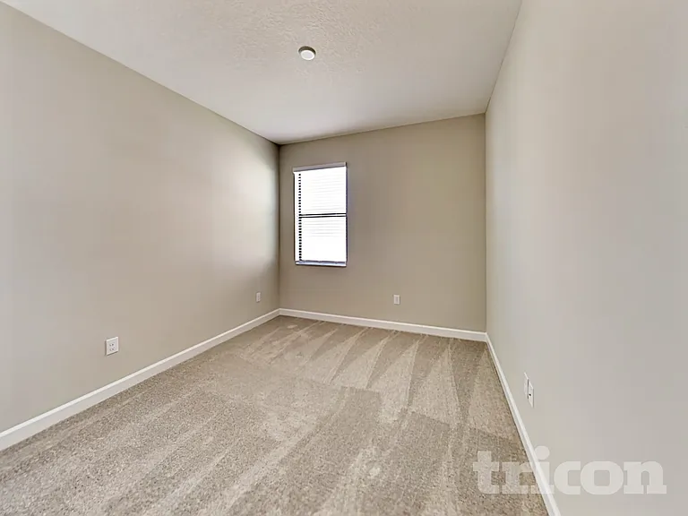9735 Ivory Dr — Photo 24