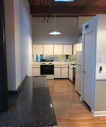 4th image of 540 N Lake Shore Dr APT 713
