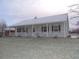 528 Eagle Dr, Oconto Falls, WI 54154