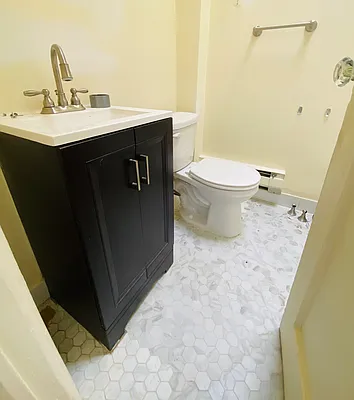 Rented by Royal House Realty, Inc. | media 6