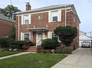 3223 170th St, Flushing, NY 11358