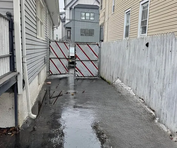 383 Dakota St — Photo 11