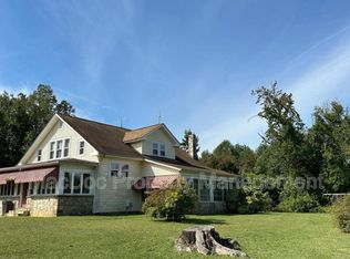 885 Truslow Rd, Fredericksburg, VA 22406